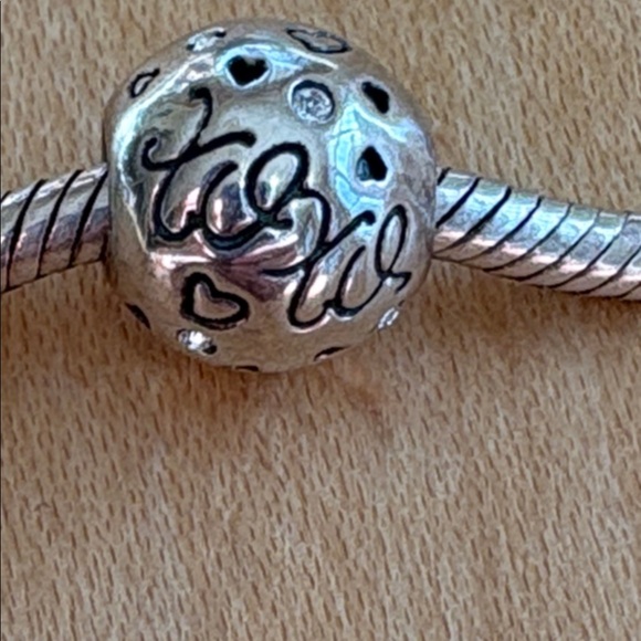 Chamilia Sweet Kiss charm - Picture 3 of 7